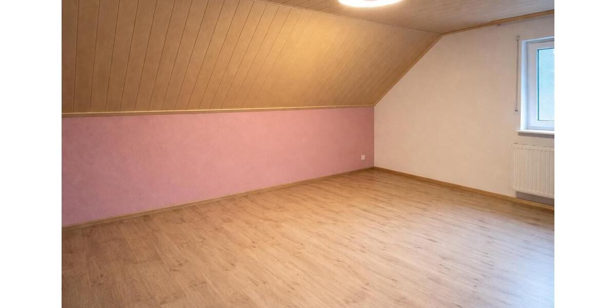 Dachgeschoßwohnung Albisheim (Pfrimm) - 3 Zimmer, 92 m&sup2;, 1.000&euro; | Angebot:26420105