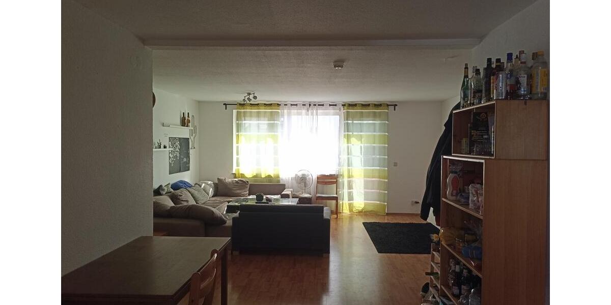 Schönes Zimmer in geräumiger 3-Zimmer-WG ab 01.02. frei 1 zimmer