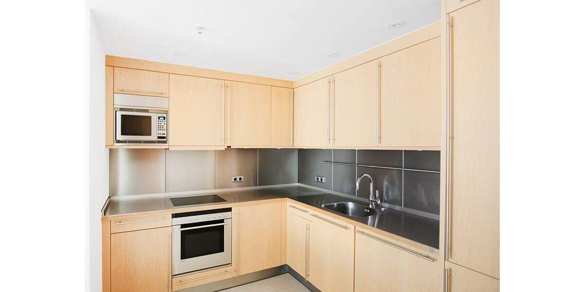 Etagenwohnung Berlin Tiergarten - 2 Zimmer, 72 m&sup2;, 1.680&euro; | Angebot:24360001