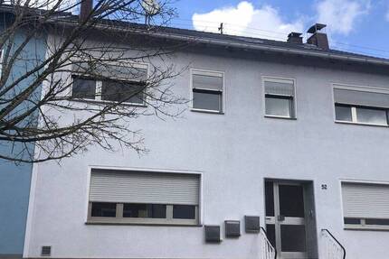 Mehrfamilienhaus in zentraler Lage in Rehlingen-Hemmersdorf zu vermieten ! 1 zimmer