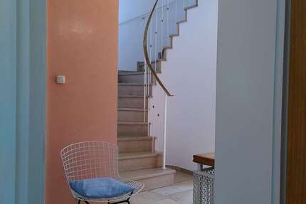 Haus München Aubing-Lochhausen-Langwied - 5 Zimmer, 141 m&sup2;, 2.700&euro; | Angebot:26380915