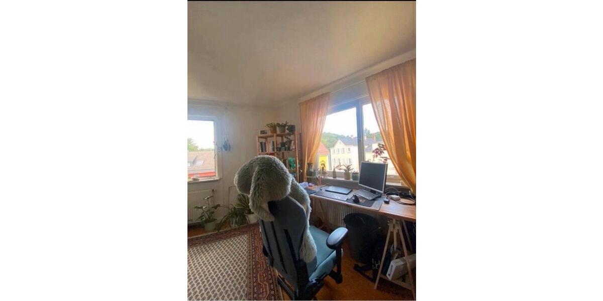 Etagenwohnung Stuttgart Luginsland - 4 Zimmer, 105 m&sup2;, 540&euro; | Angebot:26688445