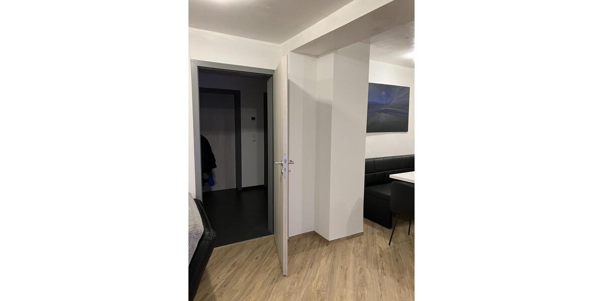 Erdgeschoßwohnung Straßberg - 4 Zimmer, 118 m&sup2;, 1.000&euro; | Angebot:25510143