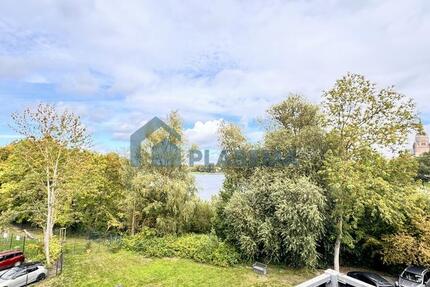 Toller Ausblick gratis! 2- Zimmer mit Balkon & Einbauküche 2 zimmer