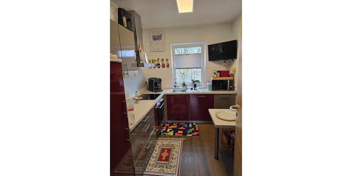 Etagenwohnung Siegen Dillnhütten - 2 Zimmer, 90 m&sup2;, 950&euro; | Angebot:25989235