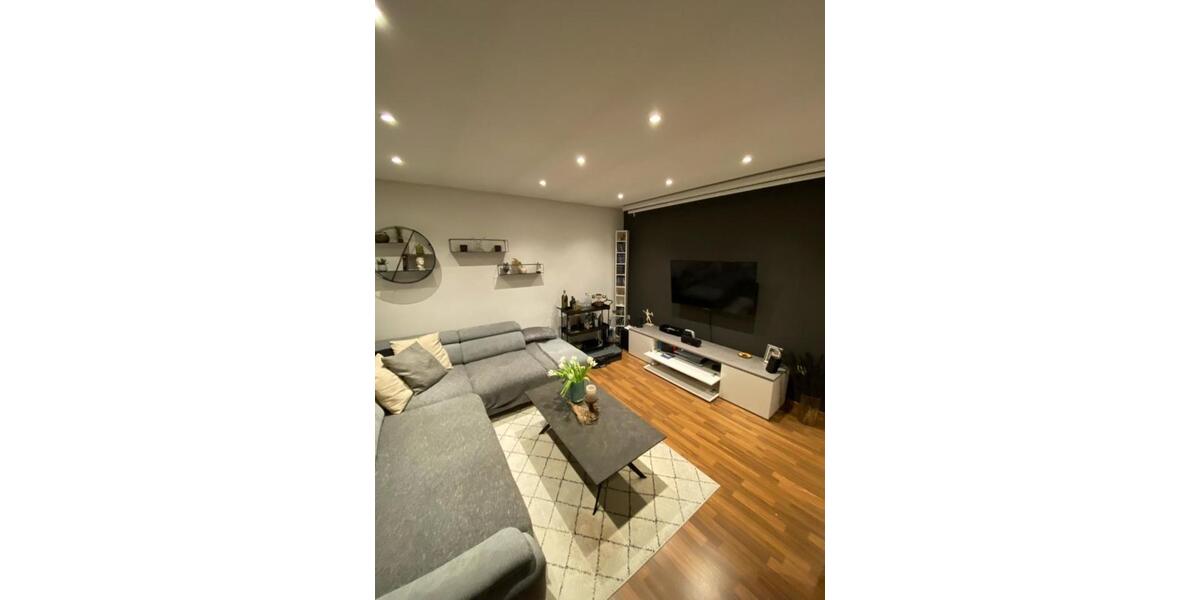 Etagenwohnung Maintal - 2 Zimmer, 50 m&sup2;, 650&euro; | Angebot:24803590