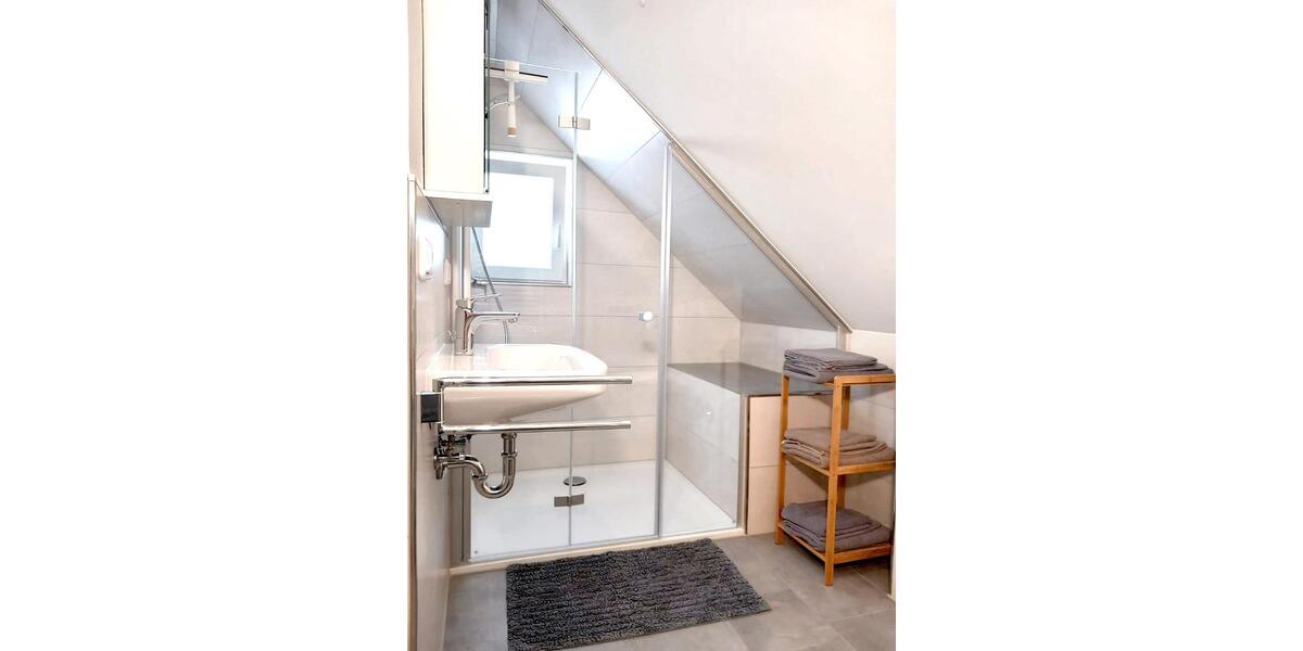Dachgeschoßwohnung Kulmbach Blaich - 3 Zimmer, 57 m&sup2;, 500&euro; | Angebot:26660055