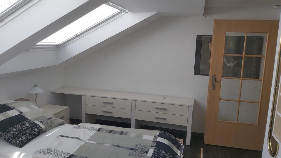 Dachgeschoßwohnung Roßbach - 2 Zimmer, 50 m&sup2;, 695&euro; | Angebot:25339741