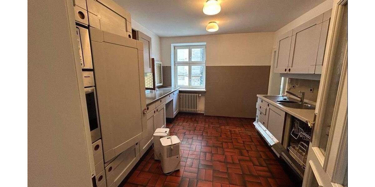 Etagenwohnung Dinkelsbühl - 3 Zimmer, 100 m&sup2;, 750&euro; | Angebot:25729750