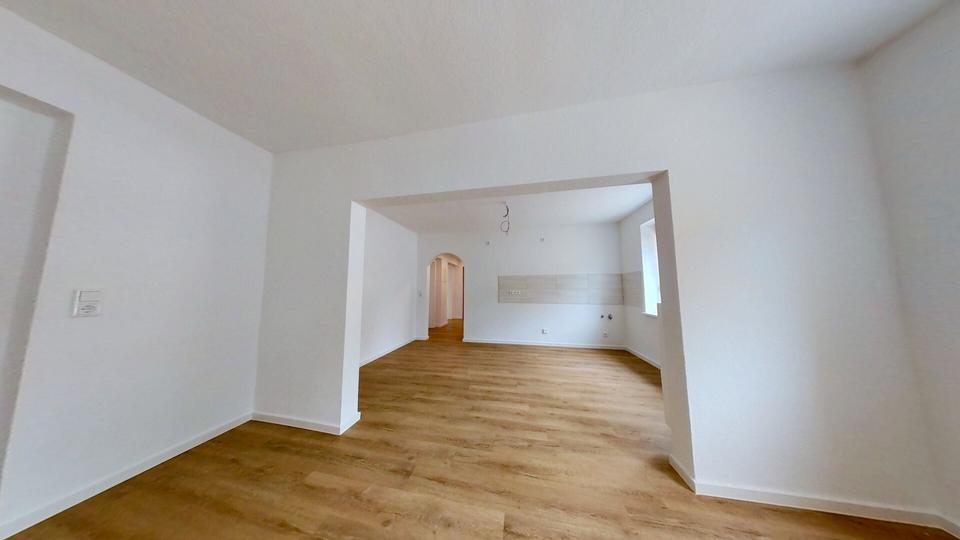 Erdgeschoßwohnung Delitzsch - 3.5 Zimmer, 95 m&sup2;, 830&euro; | Angebot:25976365