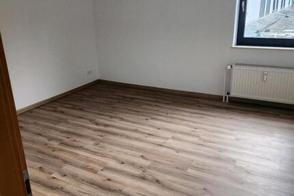 2 Zimmer , Küche, Bad, zimmer