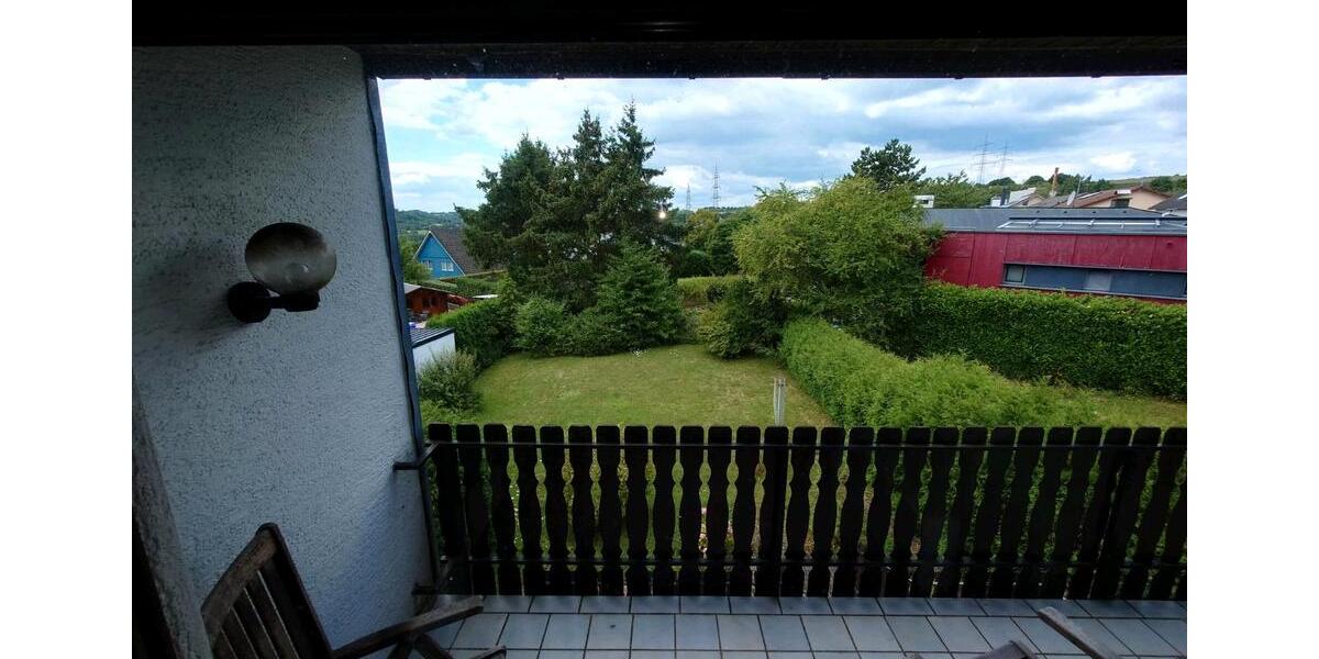 Dachgeschoßwohnung Trierweiler - 3 Zimmer, 120 m&sup2;, 1.150&euro; | Angebot:25239375