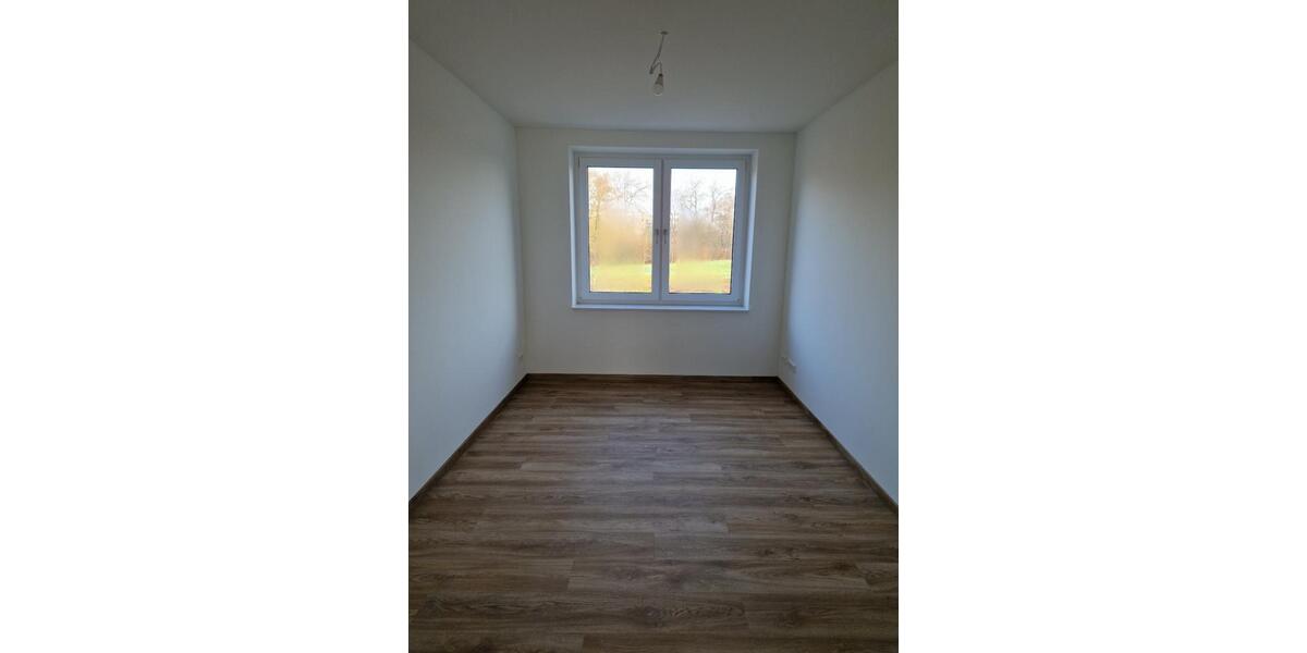 Etagenwohnung Reinfeld (Holstein) - 3 Zimmer, 83 m&sup2;, 1.300&euro; | Angebot:25432295