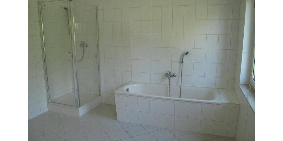 Etagenwohnung Neukirch/Lausitz Lausitz - 3 Zimmer, 111 m&sup2;, 610&euro; | Angebot:25362037