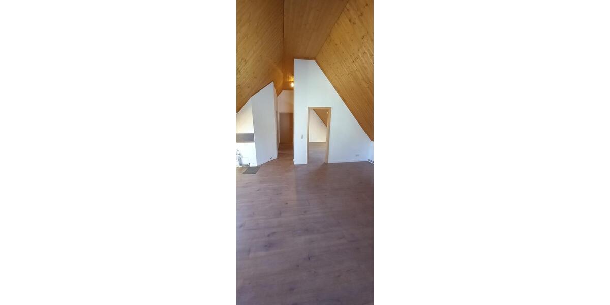 Dachgeschoßwohnung Parchim - 2 Zimmer, 45 m&sup2;, 450&euro; | Angebot:24382615