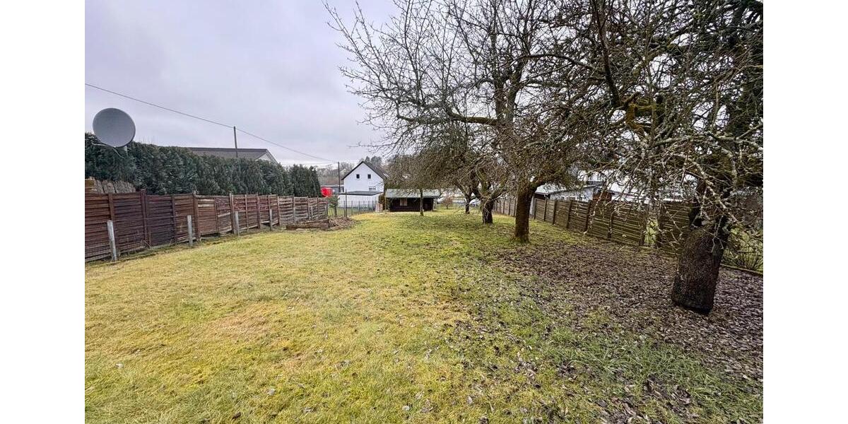 Etagenwohnung Wilnsdorf - 5 Zimmer, 90 m&sup2;, 600&euro; | Angebot:25225219