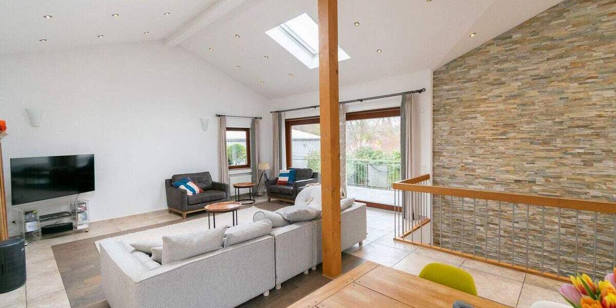 Einfamilienhaus Tettnang - 8 Zimmer, 270 m&sup2;, 2.900&euro; | Angebot:24870936