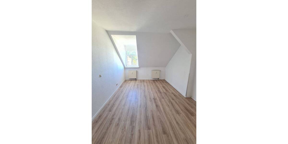 Etagenwohnung Chemnitz Sonnenberg - 3 Zimmer, 120 m&sup2;, 620&euro; | Angebot:26555099