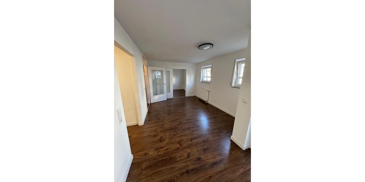 Moderne 2-Zimmer-Wohnung in Weinstadt mit Balkon 2 zimmer