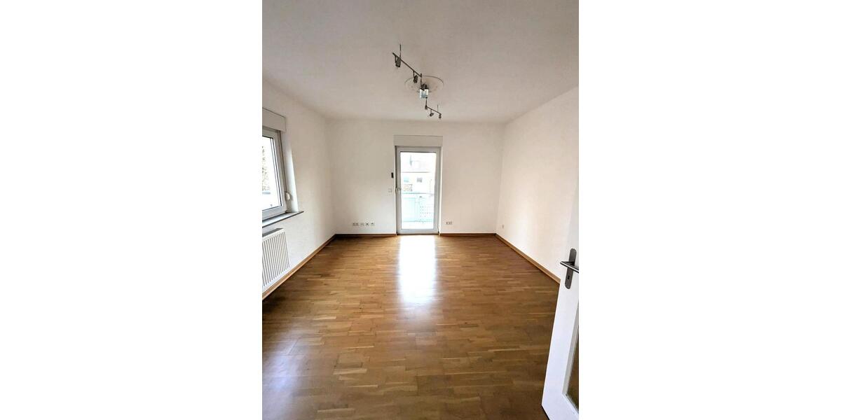 Erdgeschoßwohnung Stuttgart Bad Cannstatt - 4 Zimmer, 102 m&sup2;, 1.795&euro; | Angebot:26574382