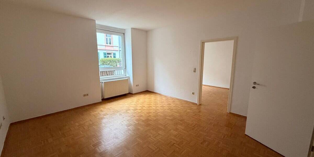 Etagenwohnung Frankfurt am Main Nordend-West - 3 Zimmer, 80 m&sup2;, 1.480&euro; | Angebot:26672449