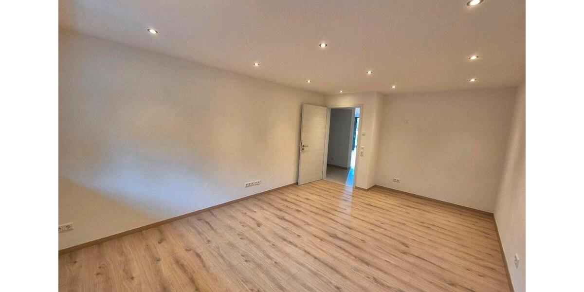 Erdgeschoßwohnung Elzach - 3 Zimmer, 85 m&sup2;, 1.000&euro; | Angebot:24805978