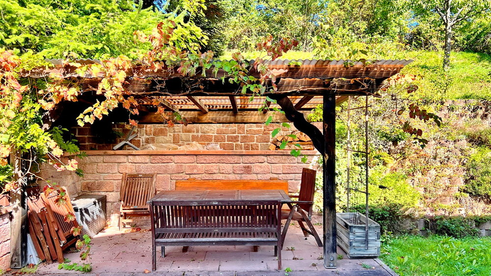 Großzügige Dachgeschosswohnung mit Garten und Klimaanlage. - 3.5 Baden-Baden / Oberbeuern Oberbeuern | Angebot:27161126