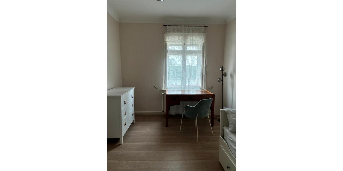 Doppelhaushälfte Berlin Tempelhof-Schöneberg - 2 Zimmer, 115 m&sup2;, 2.400&euro; | Angebot:25158608