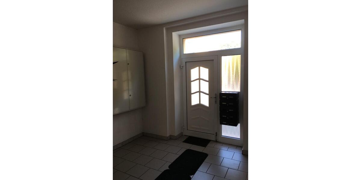 Etagenwohnung Ballenstedt - 3 Zimmer, 80 m&sup2;, 400&euro; | Angebot:26235243