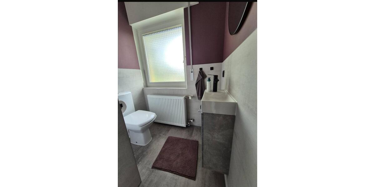 Etagenwohnung Solingen Aufderhöhe - 2 Zimmer, 80 m&sup2;, 960&euro; | Angebot:23906297