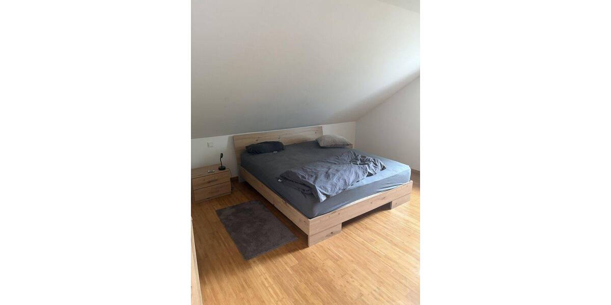 Etagenwohnung Saarbrücken Brebach-Fechingen - 3 Zimmer, 110 m&sup2;, 950&euro; | Angebot:26804260