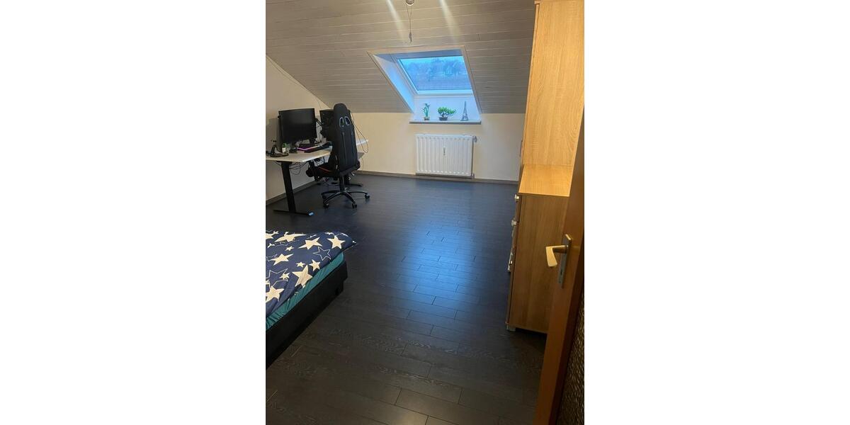 Dachgeschoßwohnung Remchingen - 3 Zimmer, 85 m&sup2;, 700&euro; | Angebot:24685802