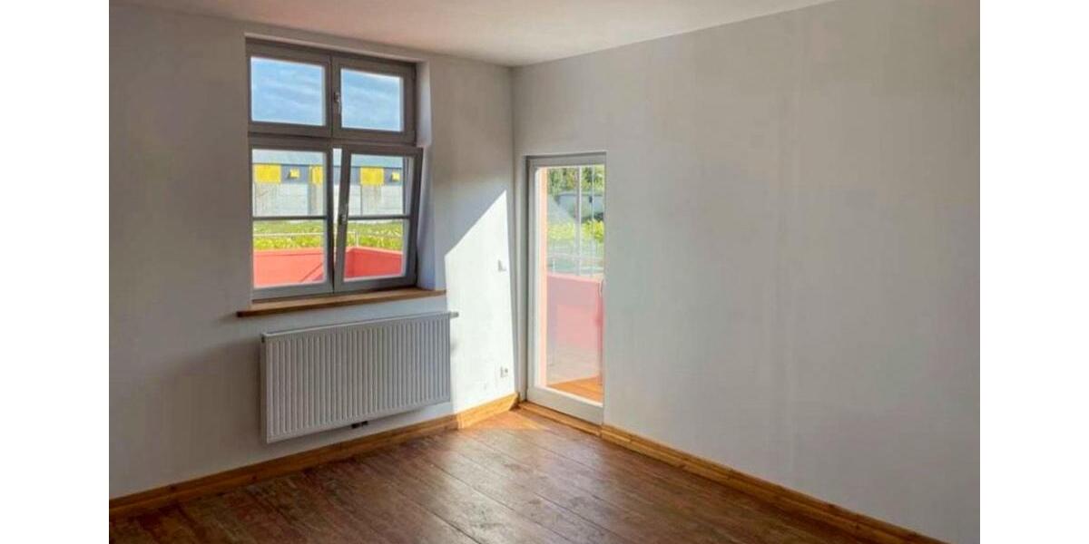 Stilvolle Wohnung in saniertem Altbau mit großer Sonnenterrasse 4 zimmer