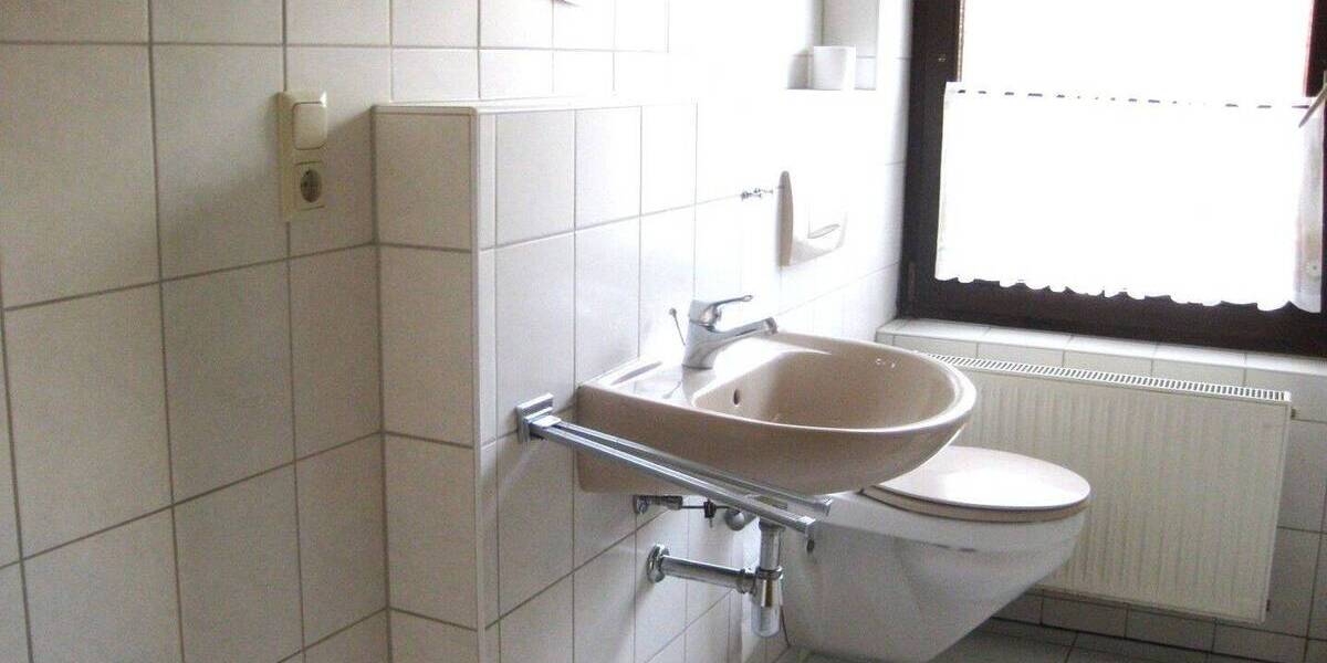 Etagenwohnung Northeim Bühle - 3 Zimmer, 85 m&sup2;, 468&euro; | Angebot:26187623
