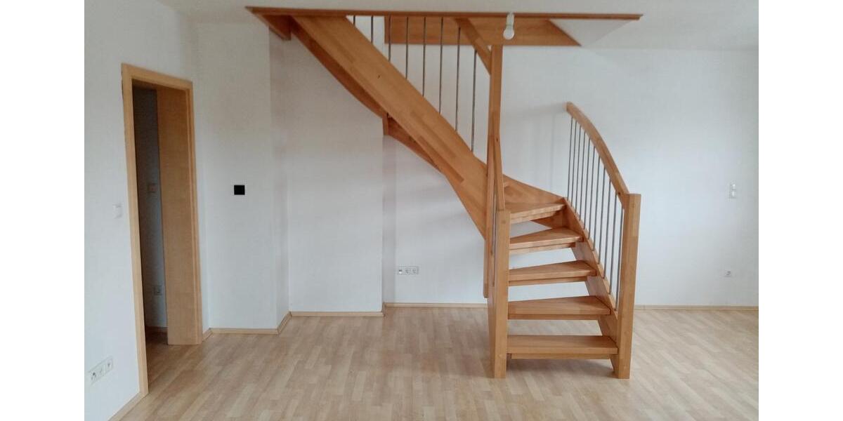 Maisonettenwohnung Knetzgau - 3 Zimmer, 92 m&sup2;, 850&euro; | Angebot:24731947