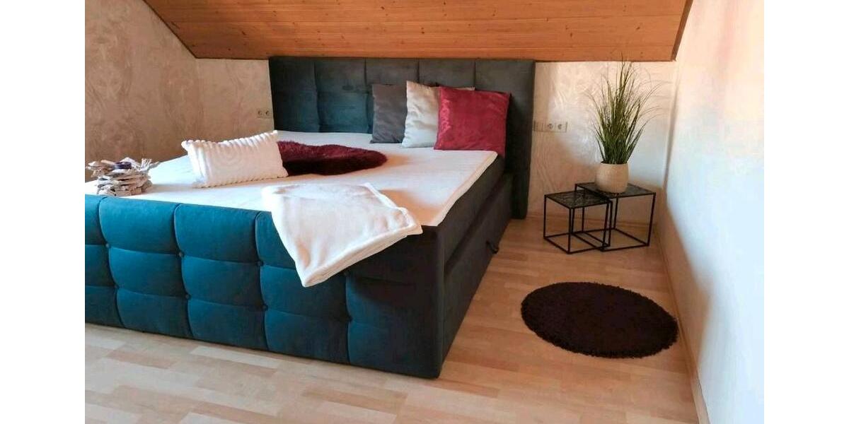 Dachgeschoßwohnung Stimpfach - 3 Zimmer, 73 m&sup2;, 650&euro; | Angebot:26506803
