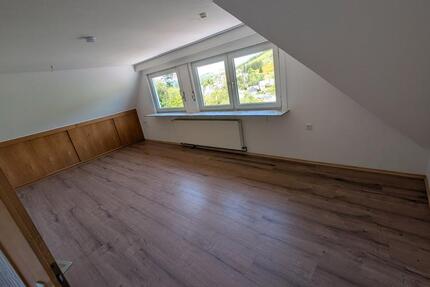 Wohnung Bestwig - 3 Zimmer, 69 m&sup2;, 475&euro; | Angebot:26693990