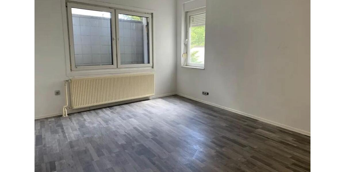 Erdgeschoßwohnung Bad Pyrmont - 4 Zimmer, 125 m&sup2;, 980&euro; | Angebot:26547810
