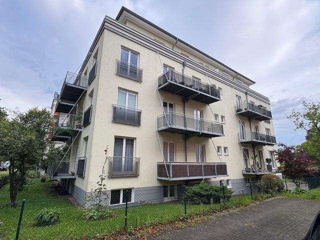 Etagenwohnung Stralsund Kniepervorstadt - 2 Zimmer, 81 m&sup2;, 950&euro; | Angebot:25670243