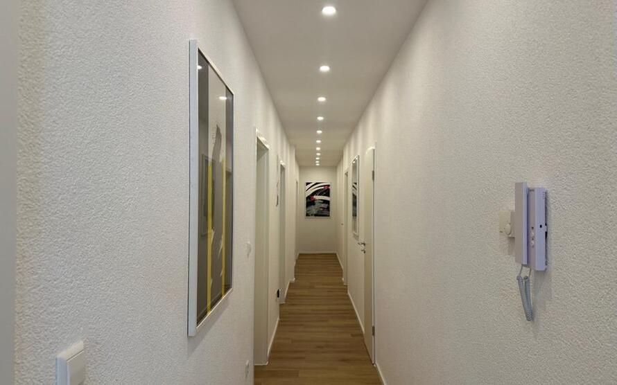 Gästezimmer mit TV, Internet, 2x EtagenduscheWC, Gästeküche, Waschmaschine und Trockner zimmer