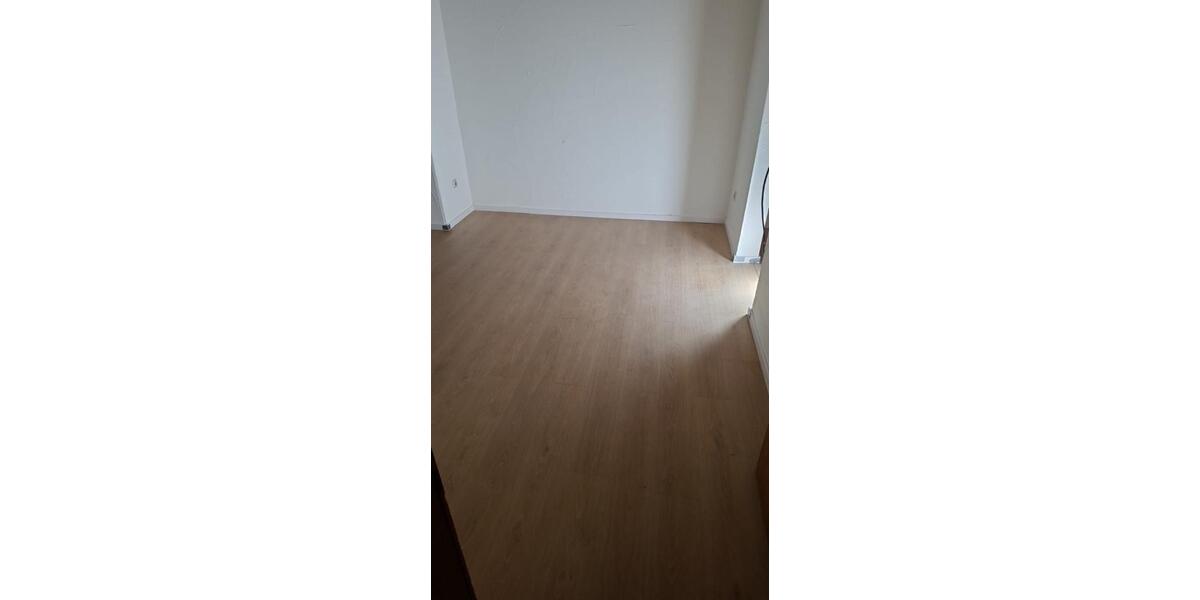 Maisonettenwohnung Siegen Eiserfeld - 4 Zimmer, 130 m&sup2;, 950&euro; | Angebot:25920038