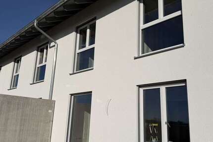 Haus zum Mieten in Ergolding 1.780 € 119.75 m² 4 zimmer