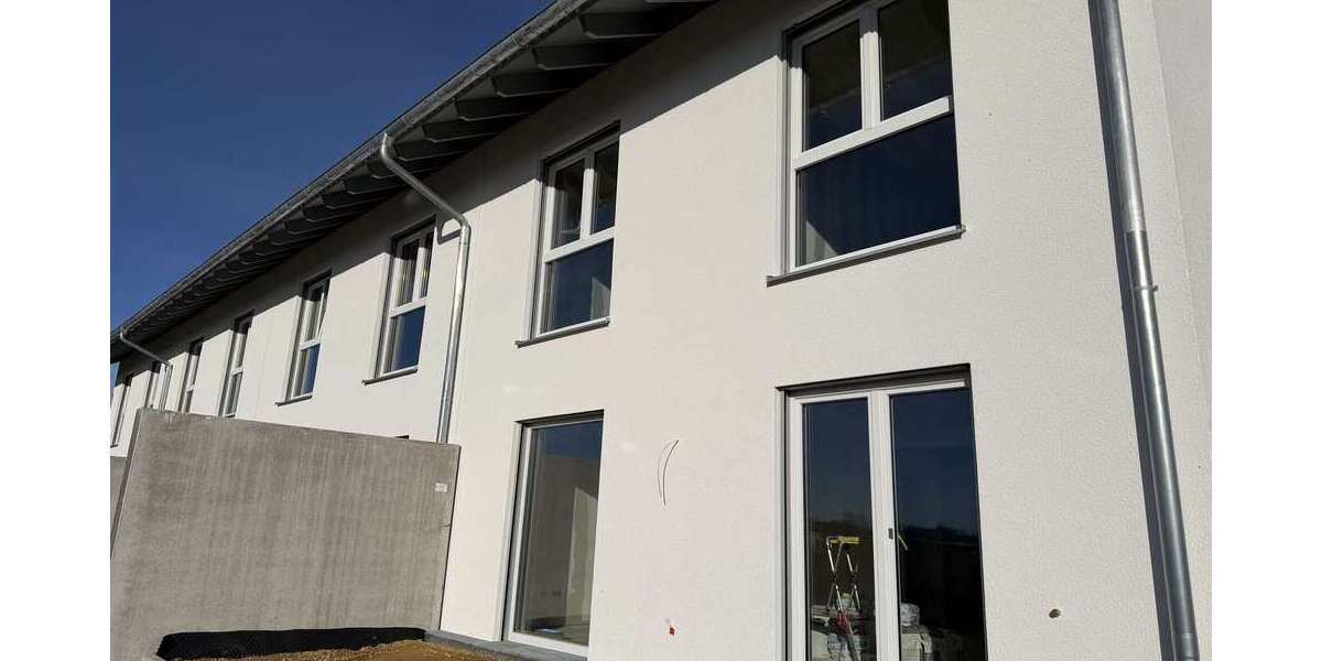 Haus zum Mieten in Ergolding 1.780 € 119.75 m² 4 zimmer