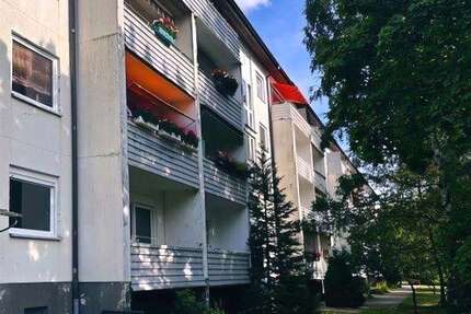 Wohnung zum Mieten in Hoyerswerda 287 € 59.81 m²