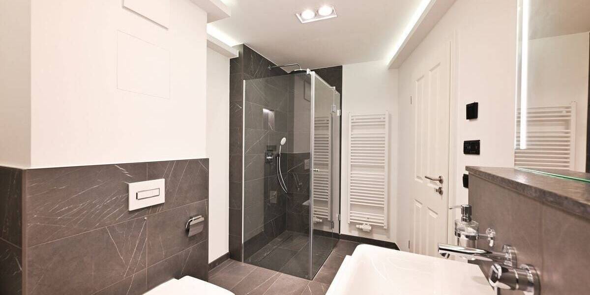 Etagenwohnung Leipzig Altlindenau - 4 Zimmer, 81 m&sup2;, 1.140&euro; | Angebot:26723832