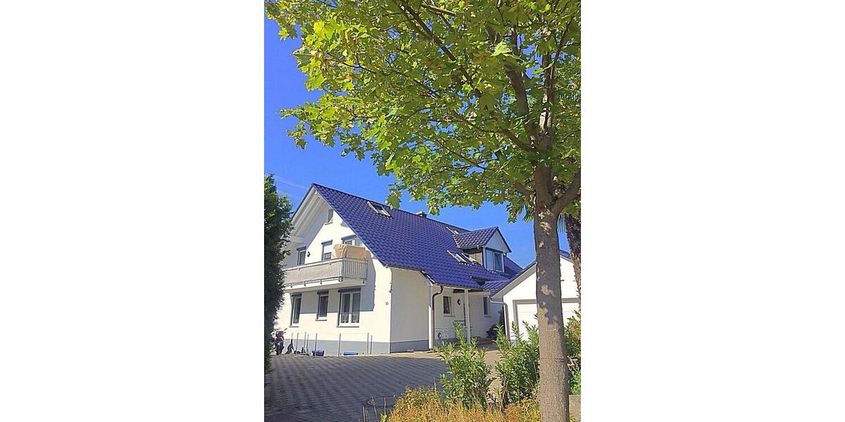 Etagenwohnung Sasbach am Kaiserstuhl - 2 Zimmer, 82 m&sup2;, 850&euro; | Angebot:26262613