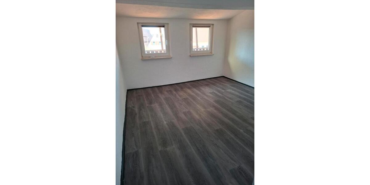 Bauernhaus, Landhaus Abenberg - 7 Zimmer, 200 m&sup2;, 1.200&euro; | Angebot:25872937