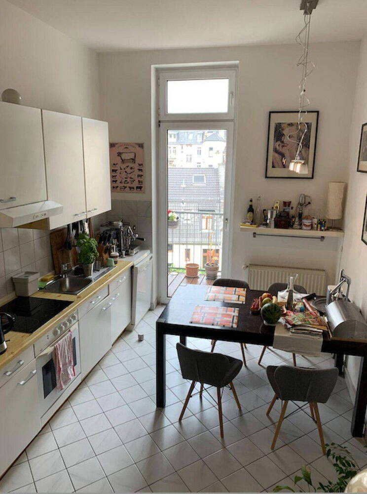 ALL INCLUSIV! Großes möbliertes 2 Zimmer Wohnung direkt am Friedberger Platz
