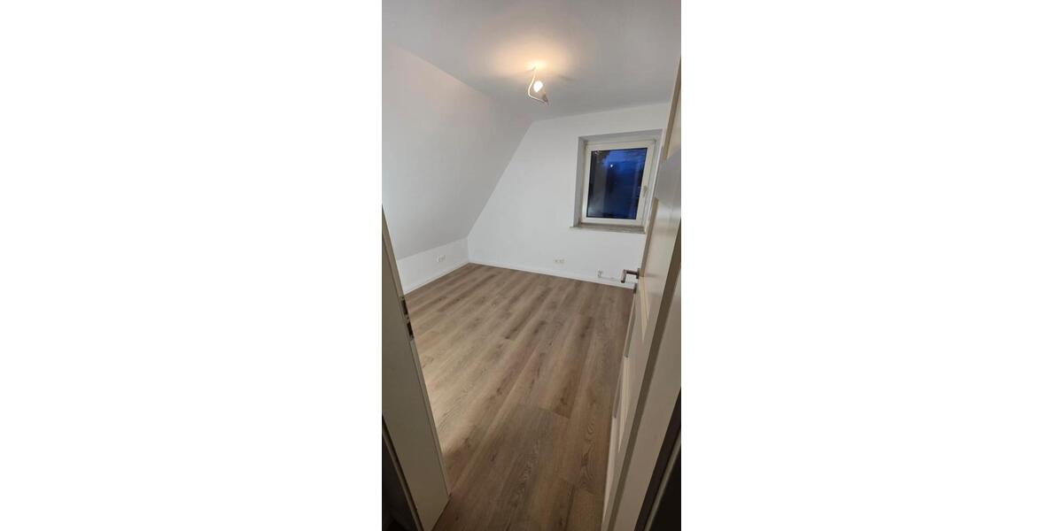 Einfamilienhaus Harrislee - 7.5 Zimmer, 190 m&sup2;, 1.820&euro; | Angebot:24764023