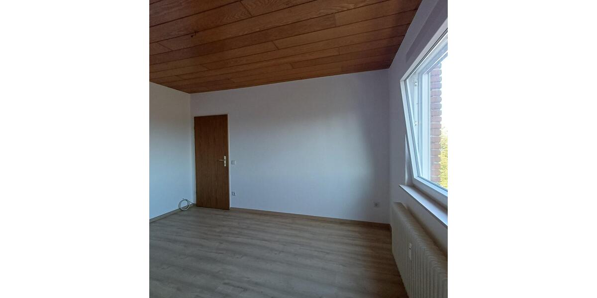 Dachgeschoßwohnung Westerkappeln - 3 Zimmer, 47 m&sup2;, 360&euro; | Angebot:25374911